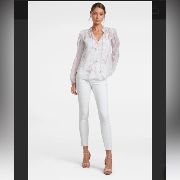 BNWT Mischa Floral Shirred Blouse - Picture 4 of 4